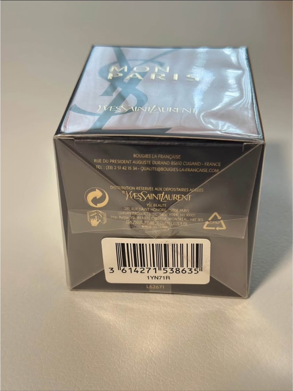 Yves Saint Laurent Mon Paris Scented Candle 75g - Picture 3 of 3